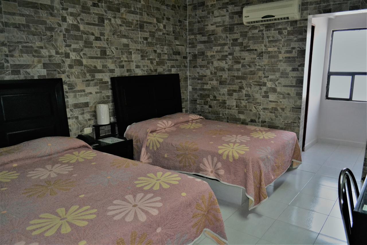 Hotel Laguna Inn Торреон Экстерьер фото
