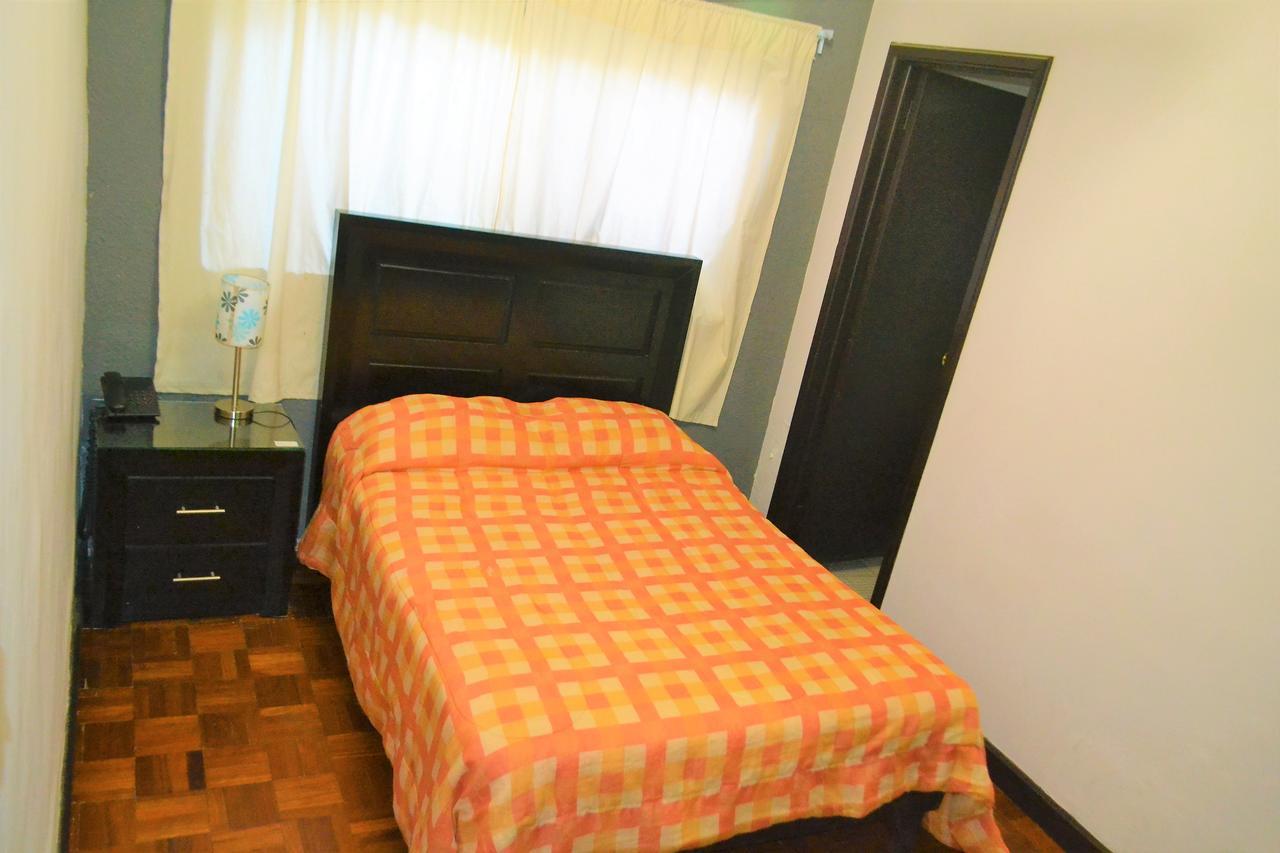 Hotel Laguna Inn Торреон Экстерьер фото
