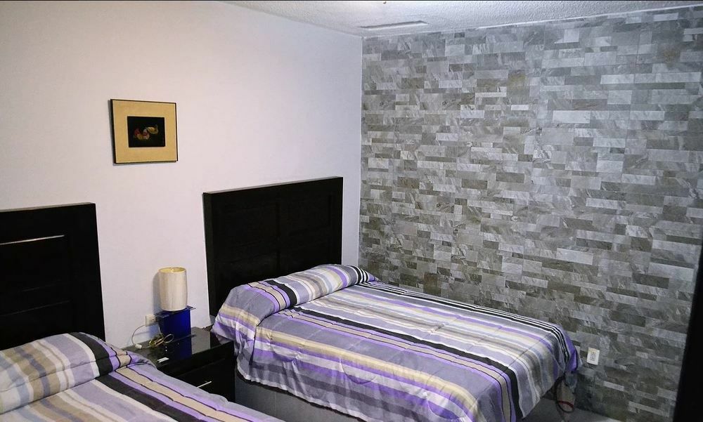Hotel Laguna Inn Торреон Экстерьер фото